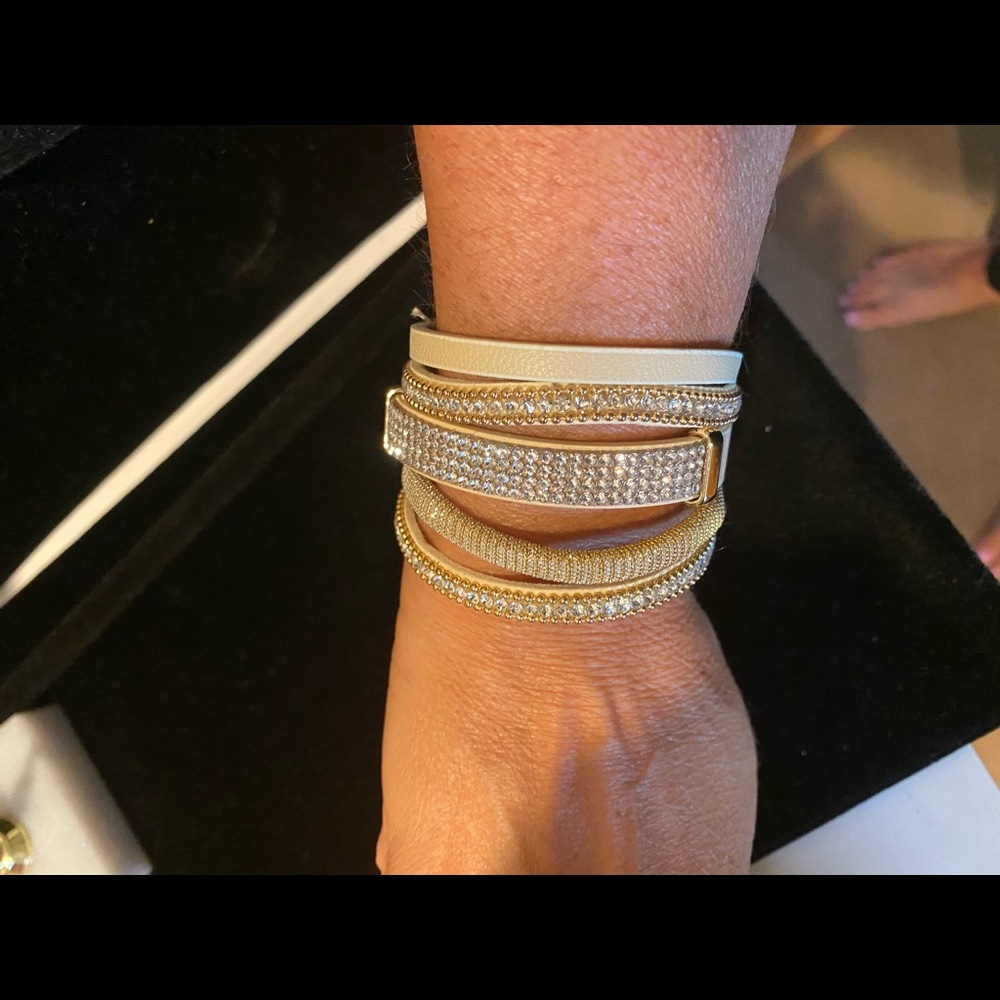 Bracelet - Picture 4 of 4